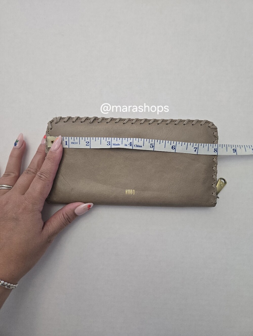 Hobo Wynn Wallet - Picture 8 of 9